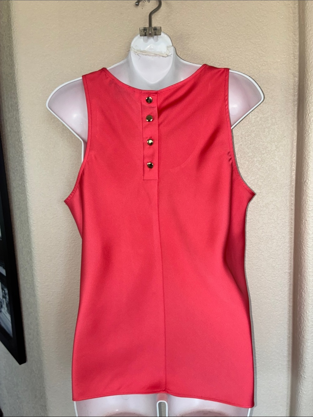 J. Crew Top Women's S, Bright Pink Scoop Neck Sleeveless. Gold back buttons. EUC - Picture 6 of 14